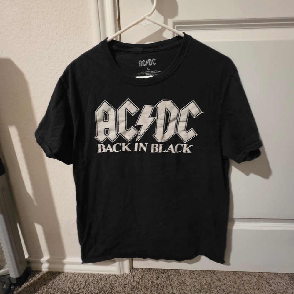 ACDC Back In Black Graphic T-Shirt Mens L Black Cotton Band Tee 2020 Licensed - Picture 2 of 7